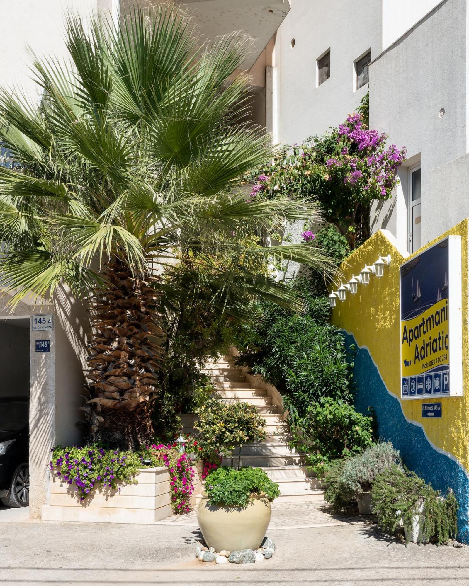 Adriatic Apartment Неум Екстериор снимка