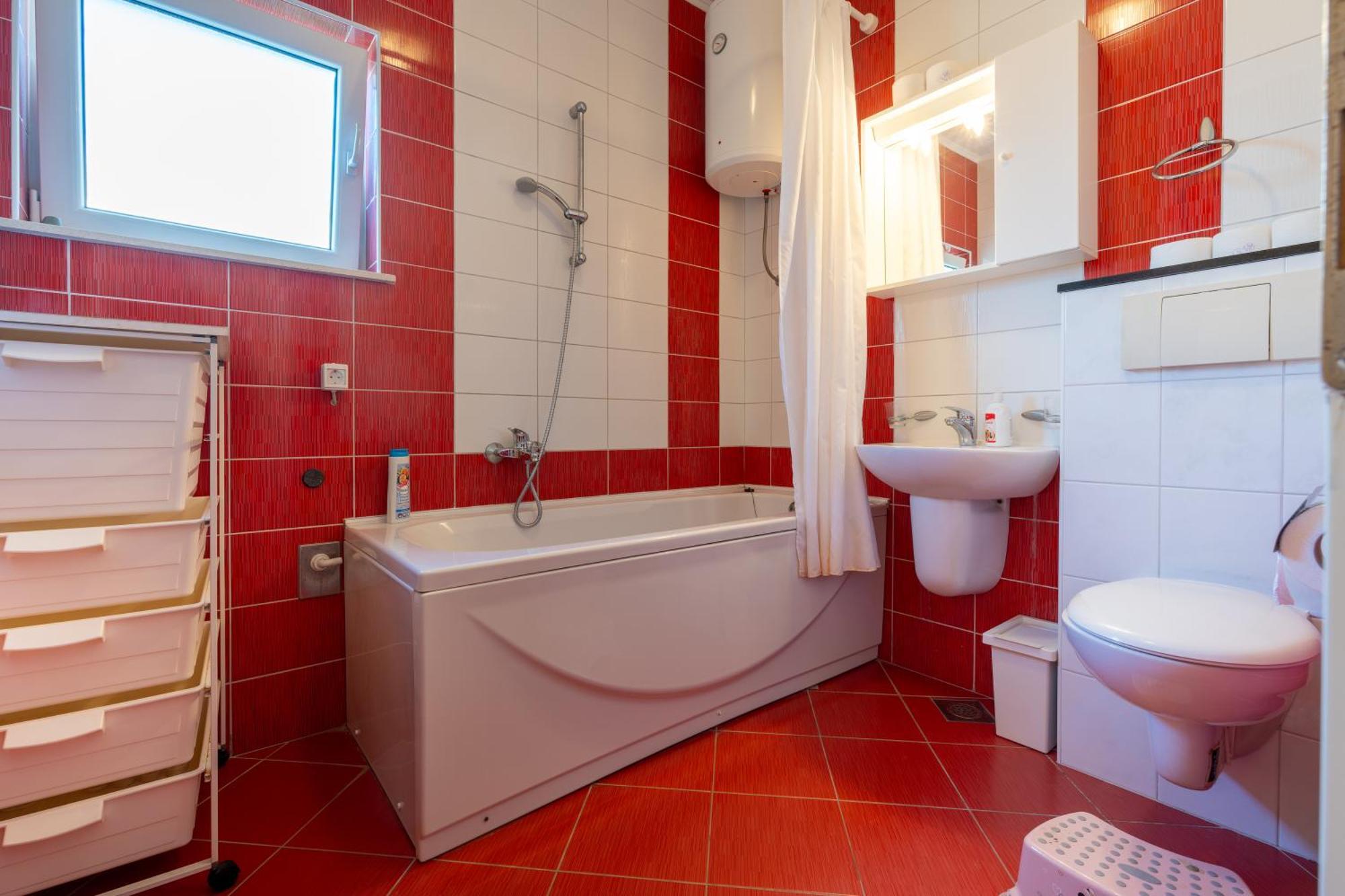Adriatic Apartment Неум Екстериор снимка