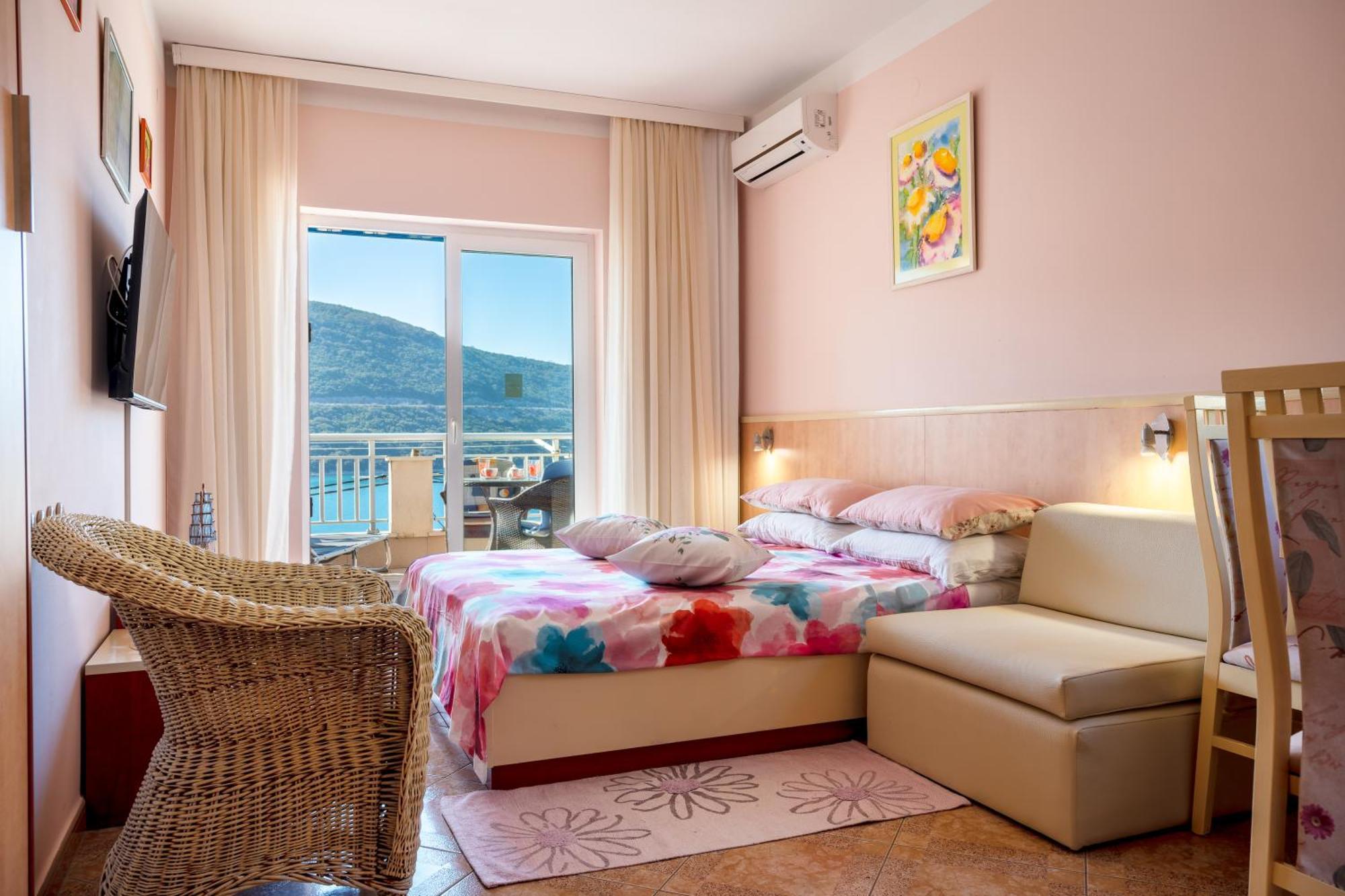 Adriatic Apartment Неум Екстериор снимка
