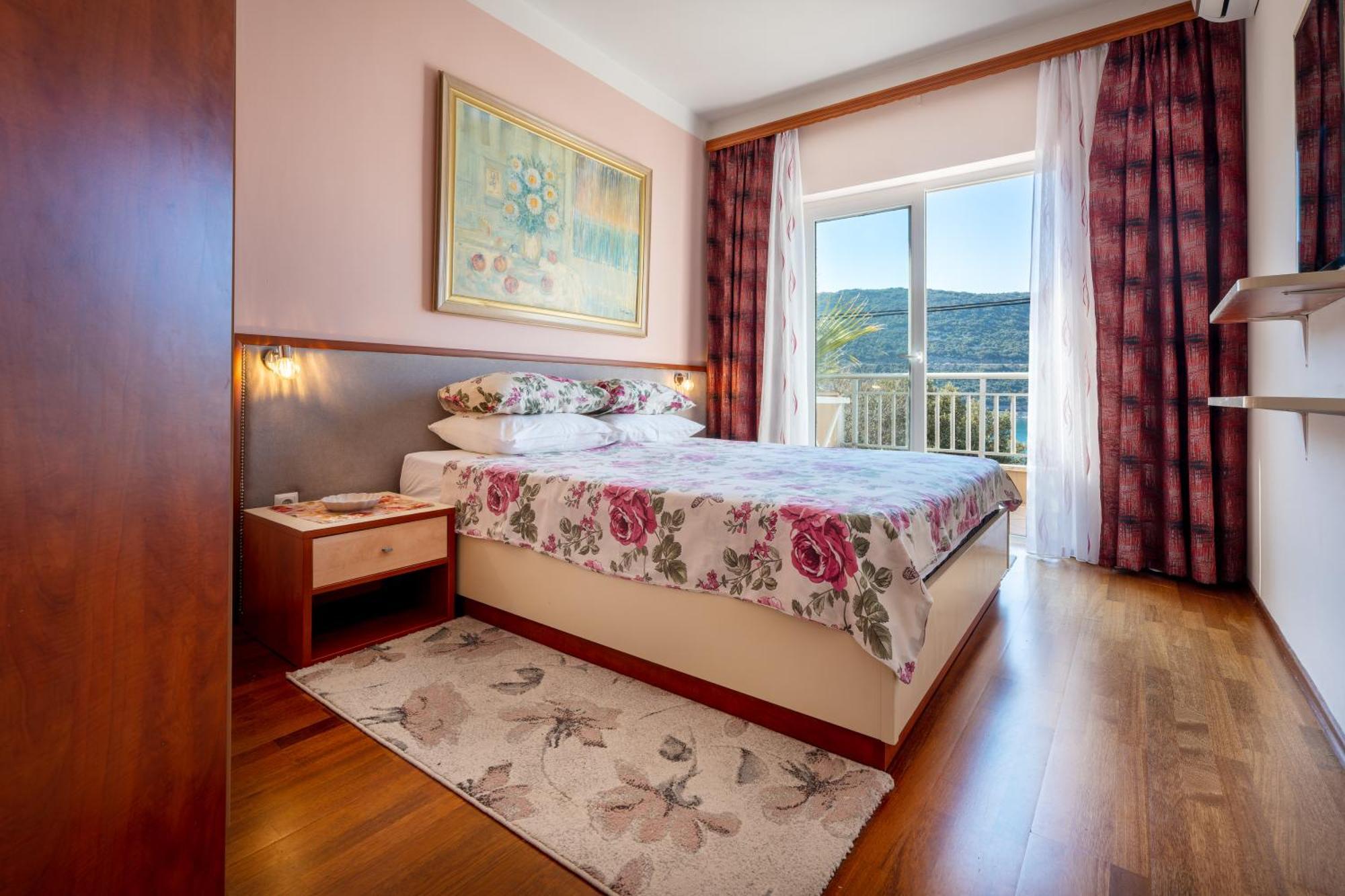 Adriatic Apartment Неум Екстериор снимка