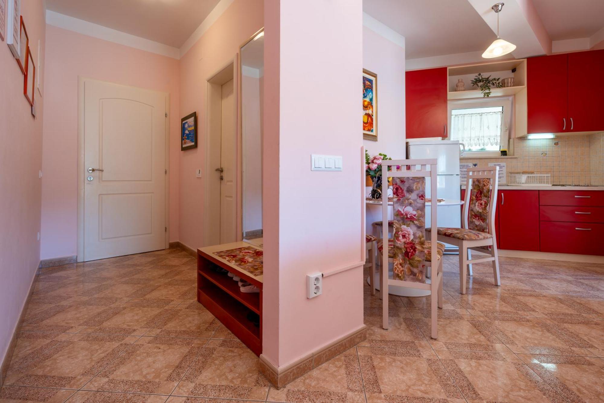 Adriatic Apartment Неум Екстериор снимка