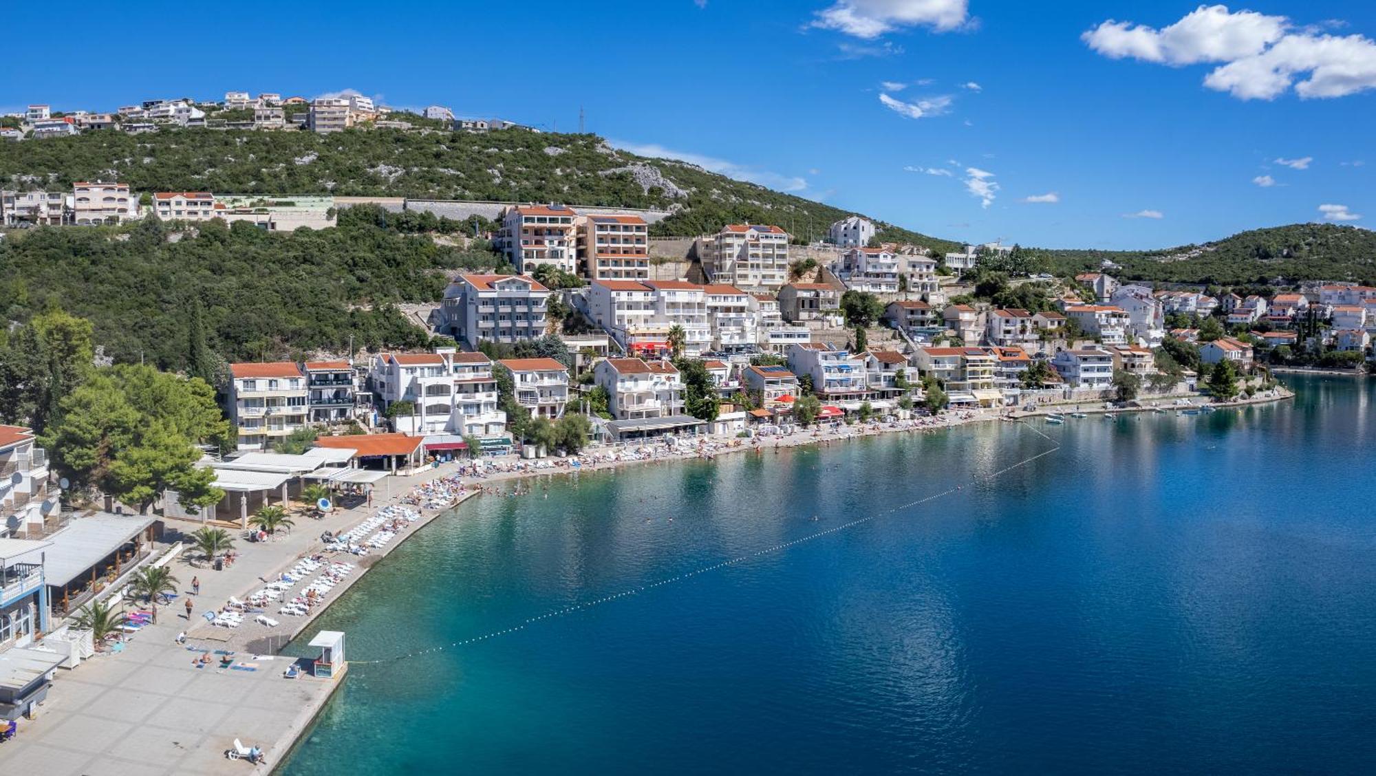 Adriatic Apartment Неум Екстериор снимка